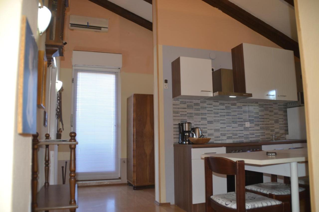 Villa Valkane Pet Friendly 150M From The Stunning Valkane Beach, City Indoor Pools-Fitness And City Mall プーラ エクステリア 写真
